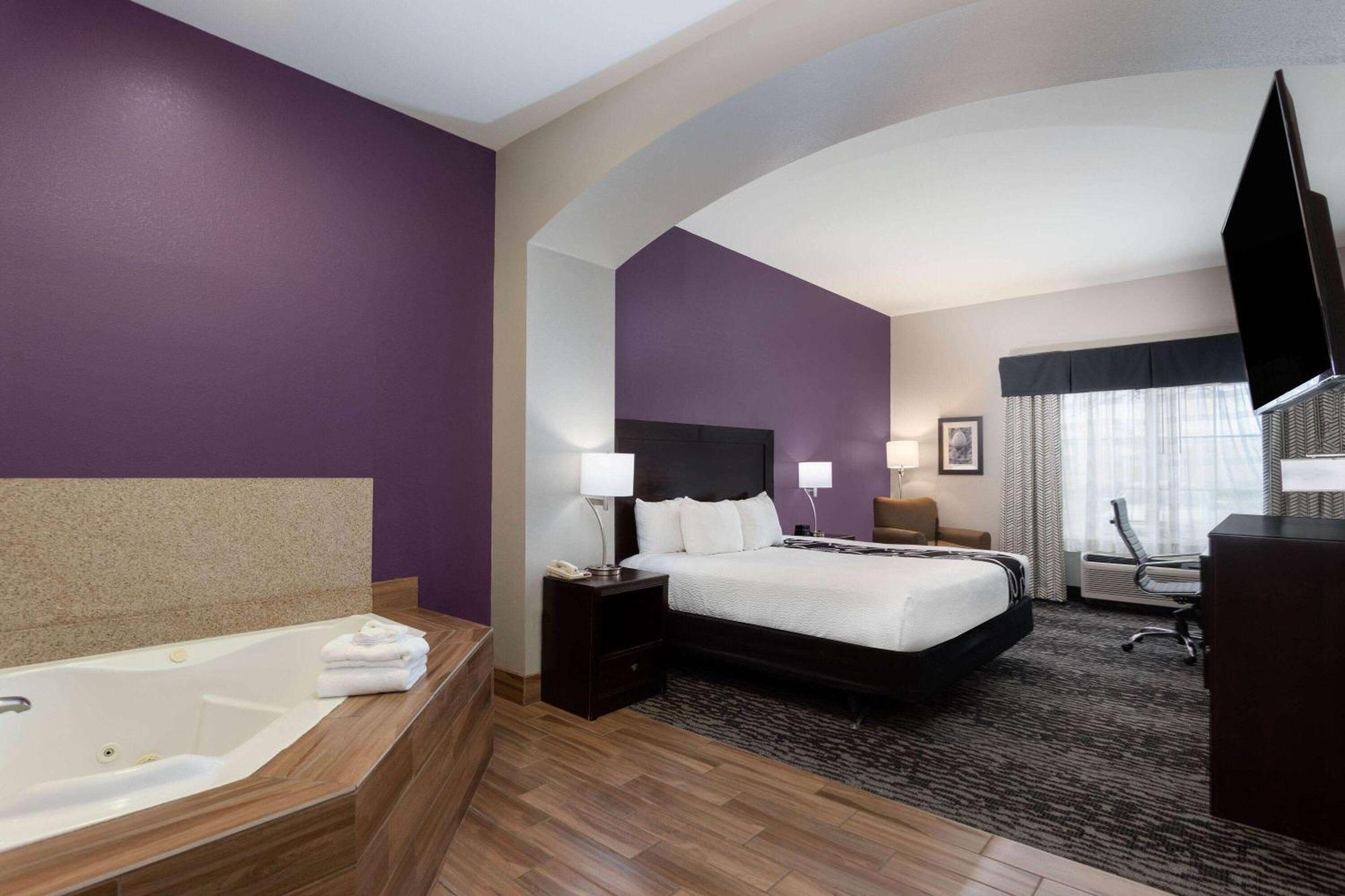La Quinta By Wyndham Huntsville Airport Madison